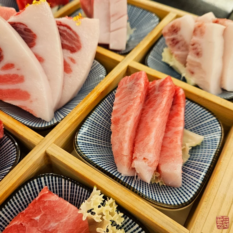 골드참치 참치초밥 신선한 재료 특별한 맛