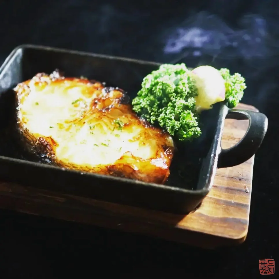 골드참치 참치 오도로 뱃살 고급스러운 맛