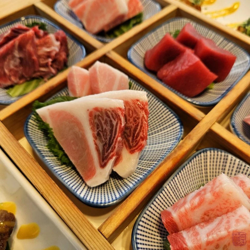 골드참치 참치 오마카세 초밥과 곁들임 요리