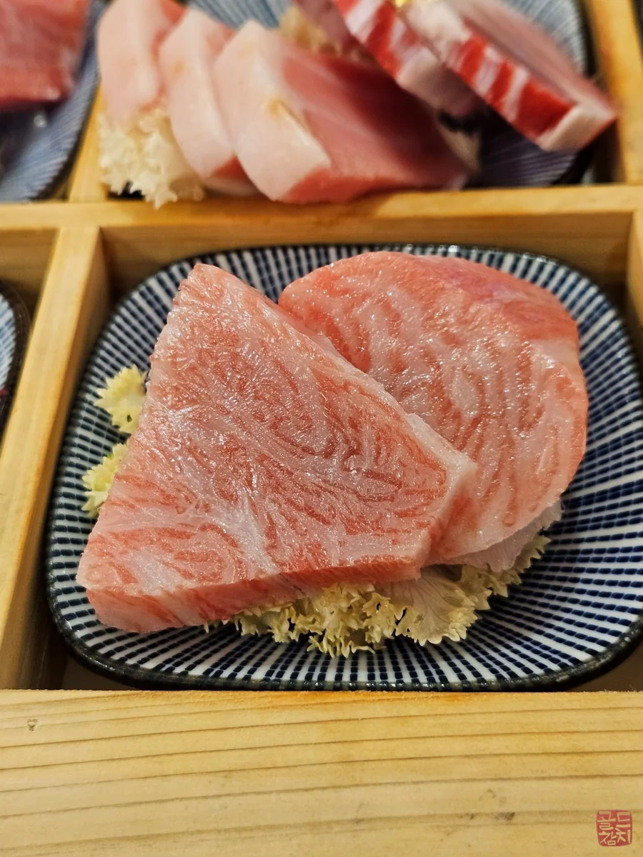골드참치 참치 오마카세, 다양한 참치회 부위 구성