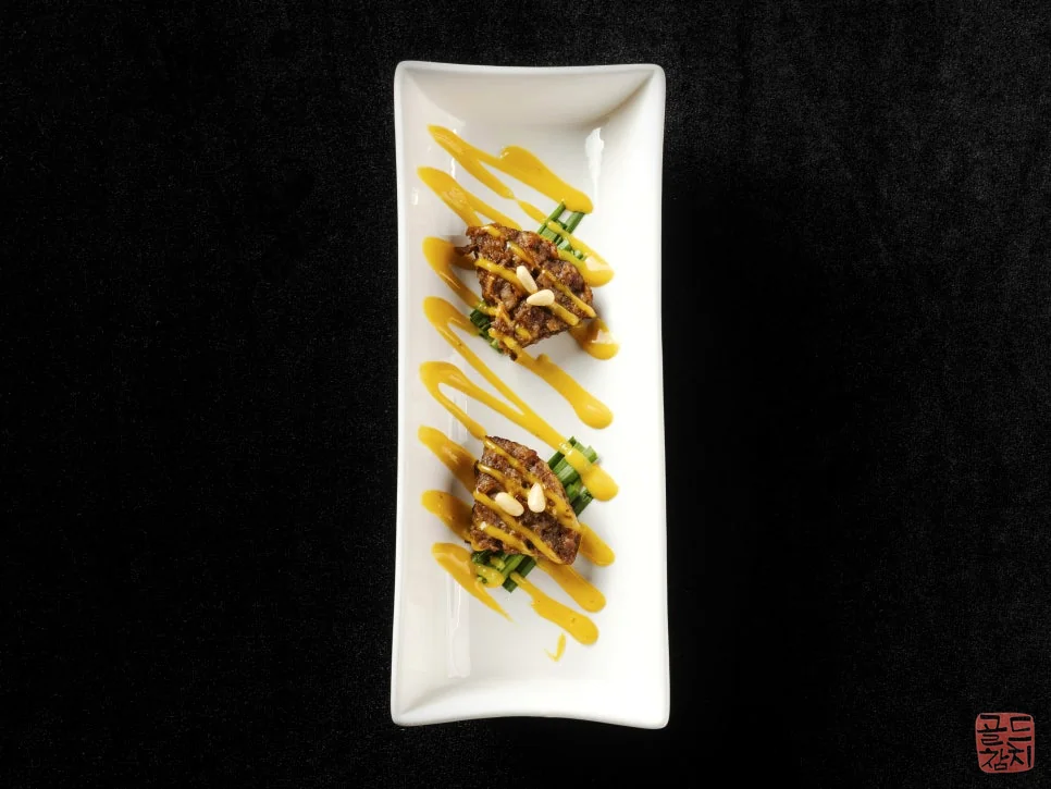 Gold Tuna beef tteokgalbi, cubed tuna dish