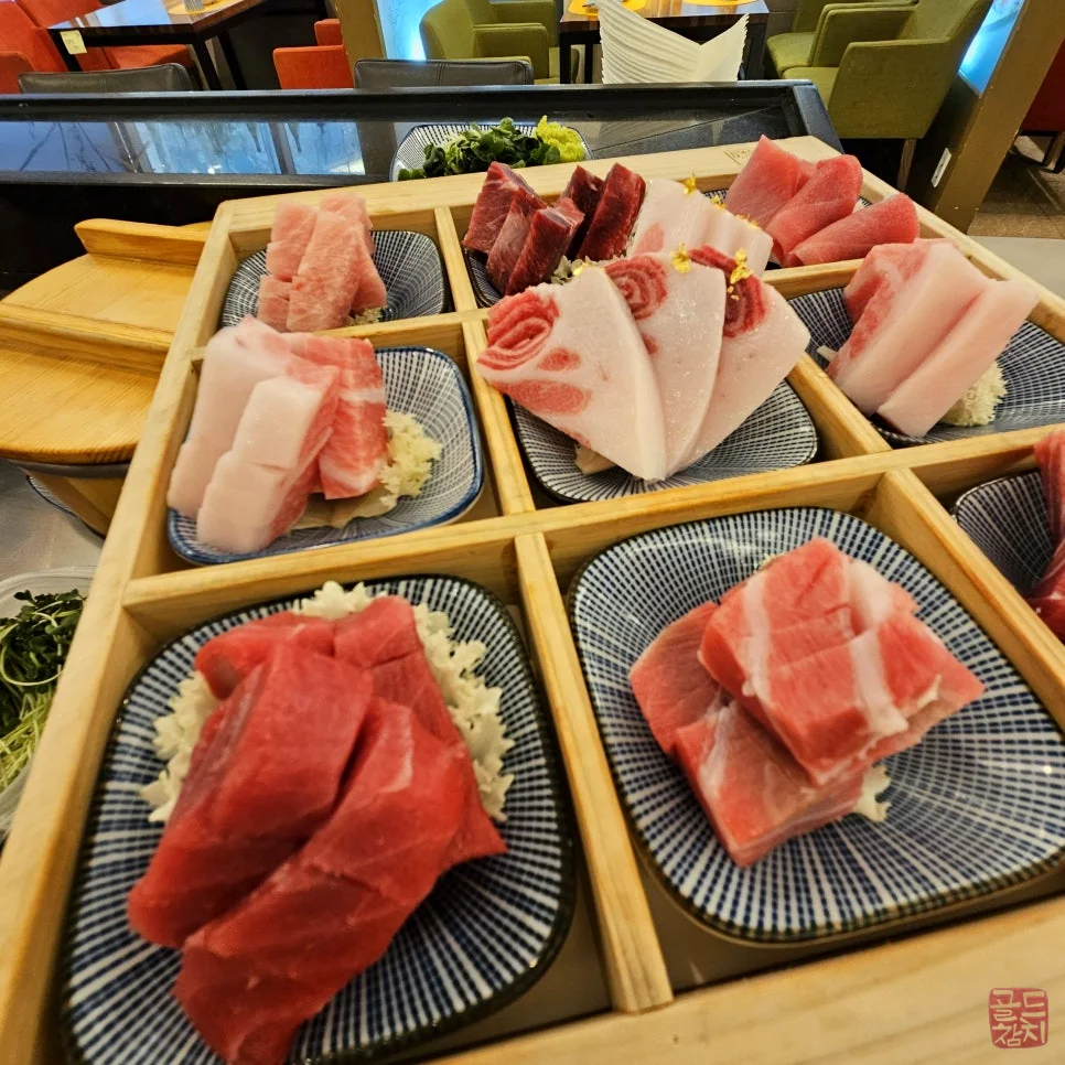 골드참치 참치 오마카세 고급스러운 플레이팅