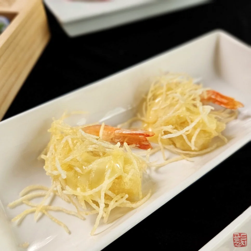 Gold Tuna omakase, diverse menu, premium tuna experience