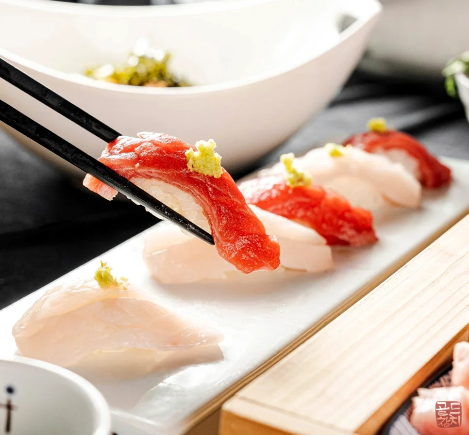 강남 골드참치 최고급 참치회 부드러운 식감