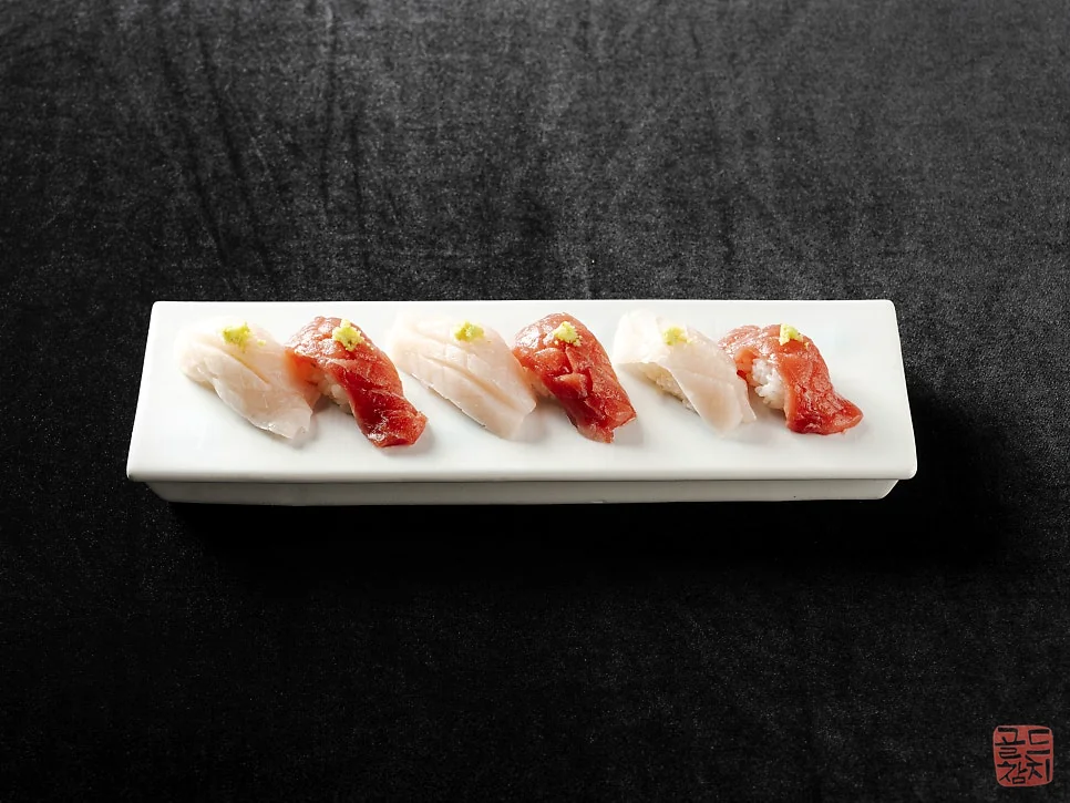 Sinsa-dong Gold Tuna tuna dish, neat and elegant plating