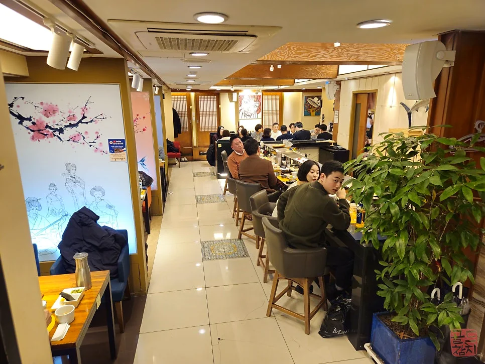 서울 골드참치 프라이빗 룸 홀 매장 분위기 인테리어