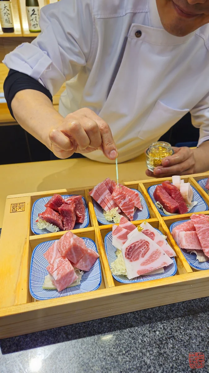 강남 골드참치 가족모임 식사 공간 테이블 세팅