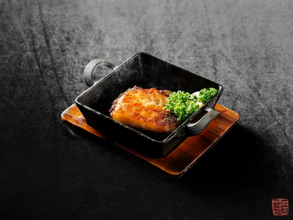Sinsa-dong Gold Tuna tuna sashimi omakase, course meal