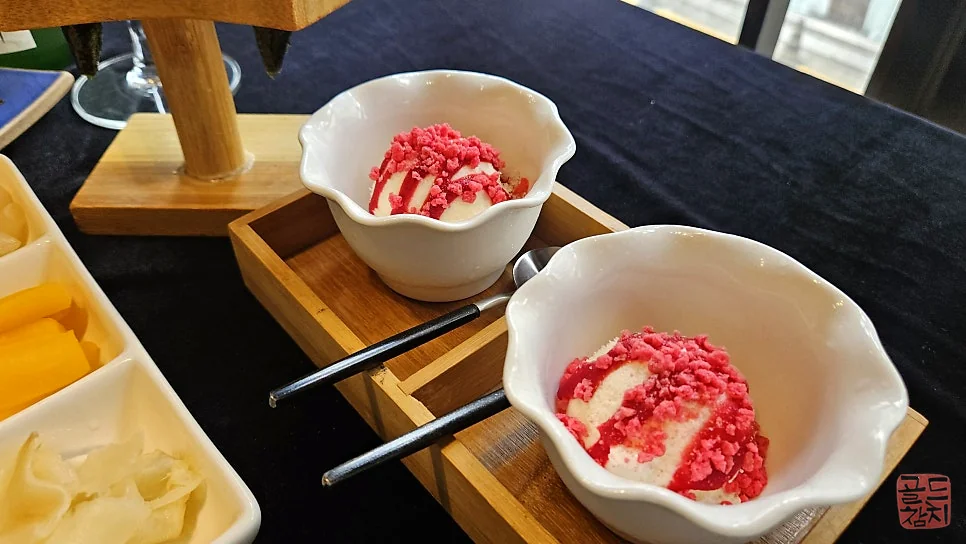 Jamsil Gold Tuna omakase, luxurious tuna sashimi marbling