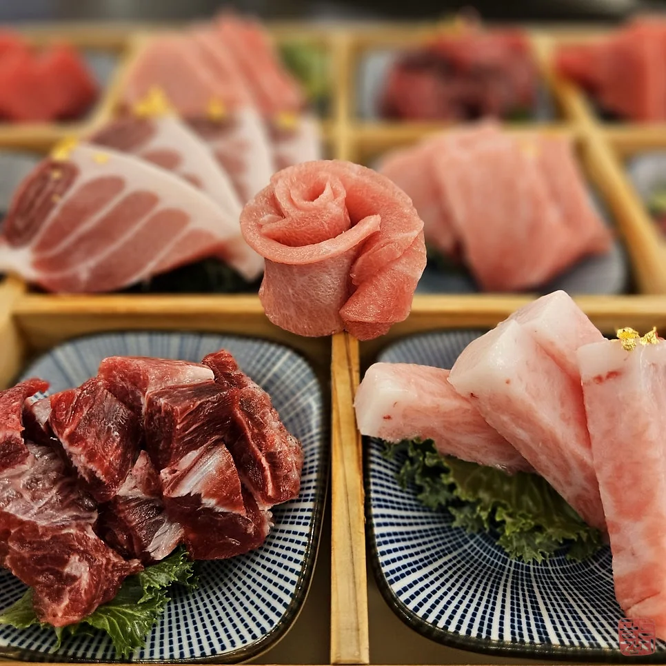 Sinsa-dong Gold Tuna sashimi, flower plating, beautiful tuna dish