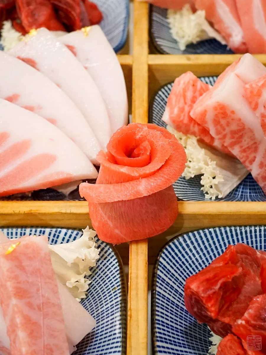 Gold Tuna sashimi flower plating, special Tuna Day menu