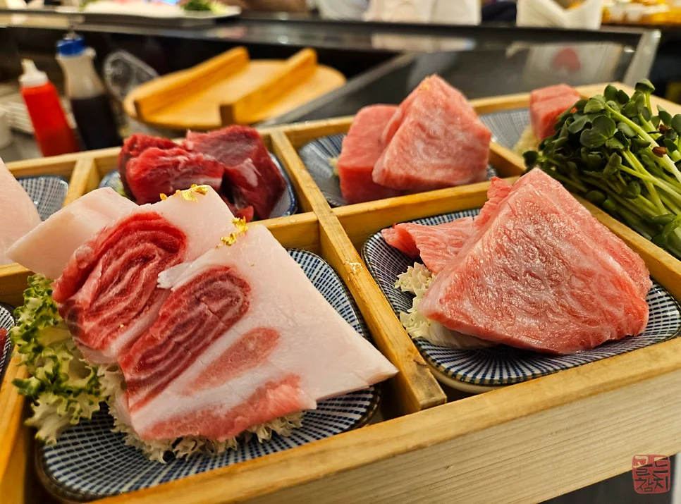Jamsil Gold Tuna, special occasion dining, date, family gathering atmosphere