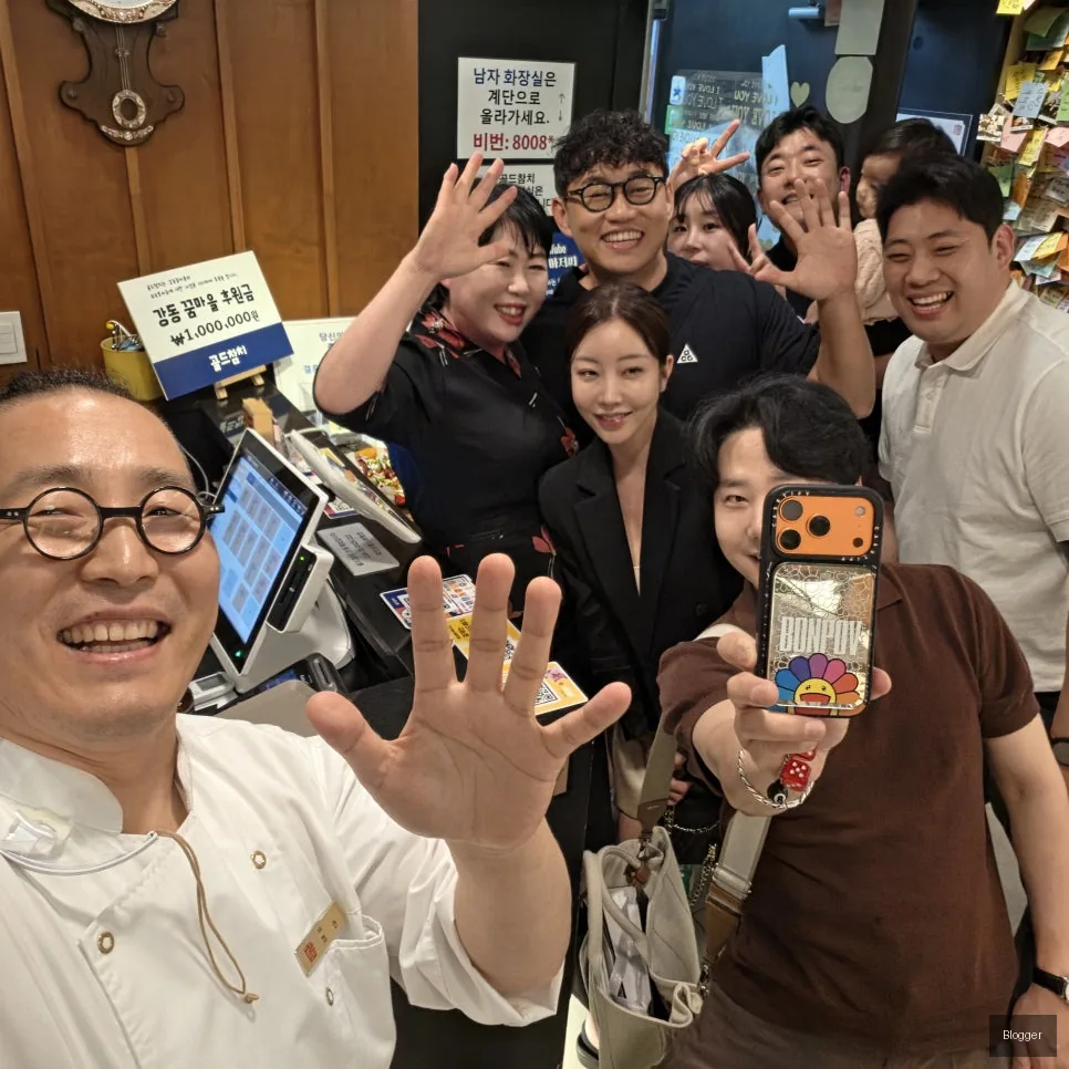 Gold Tuna marriage registration celebration, special date, couple's visit