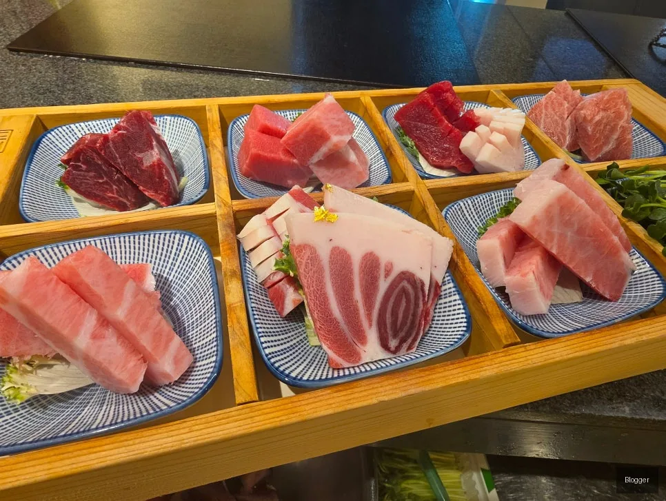 서울 골드참치 참치 오마카세 예술적인 플레이팅