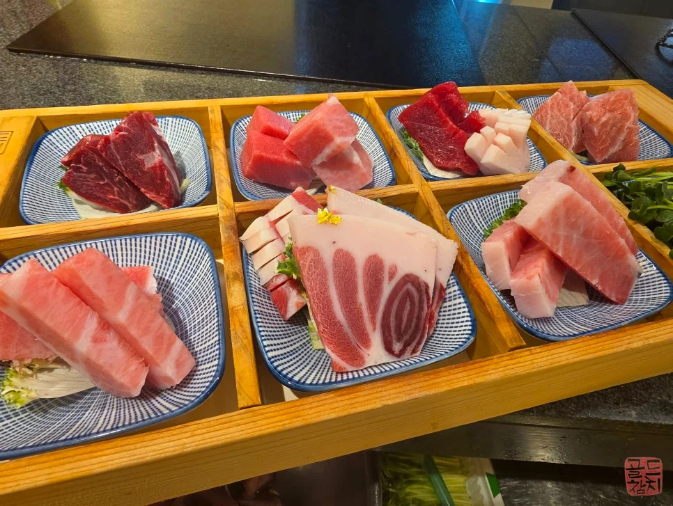 Seoul Gold Tuna omakase, artistic food plating, culinary art