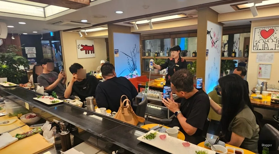 골드참치 다찌 고객 소맥 서비스, 즐거운 식사 시간