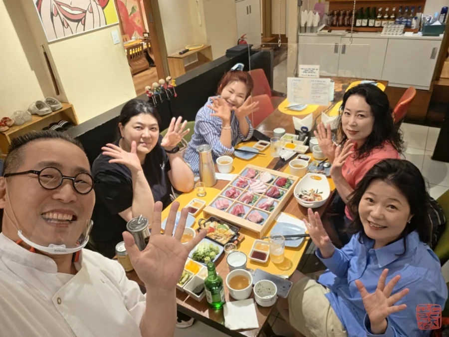 방이동 자매 모임의 품격, 골드참치 방이점 로얄스페셜과 함께한 소중한 시간