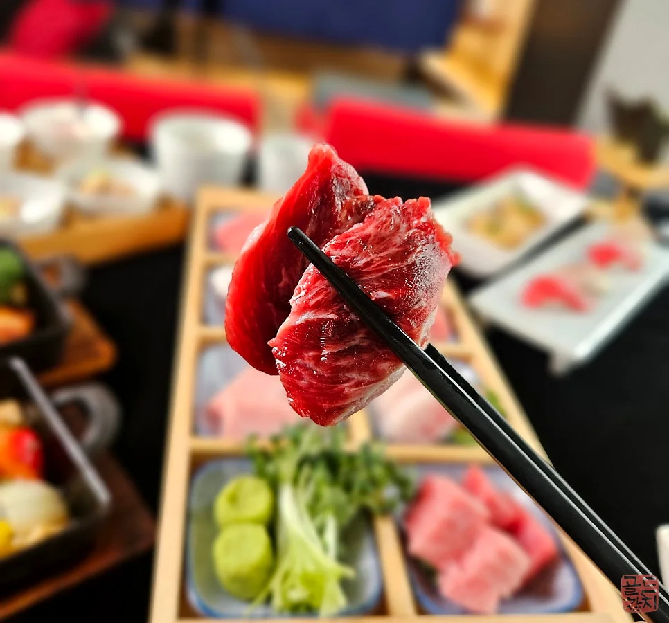 Bangyi-dong Gold Tuna, bluefin tuna wing meat, special cut sashimi