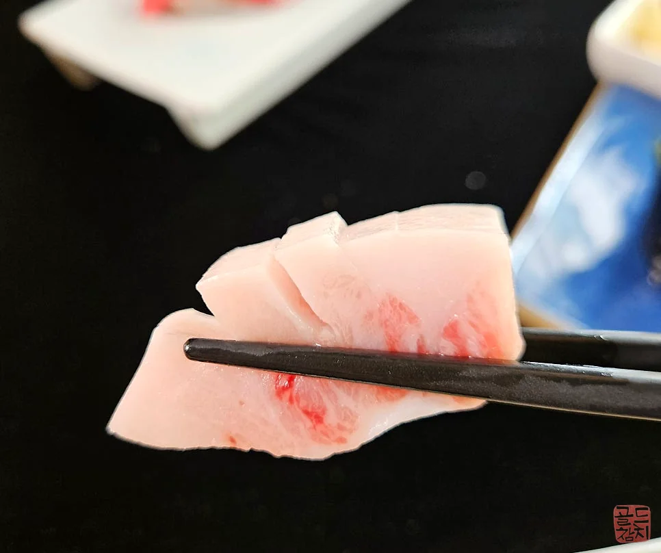 Bangyi-dong Gold Tuna, swordfish belly sashimi, premium tuna cut