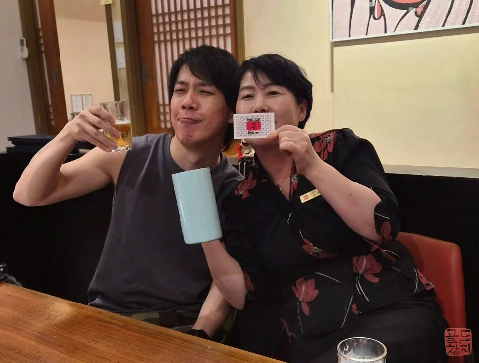 Bangyi-dong Gold Tuna, SOMAECIMO and Japanese YouTuber visit, photo shoot, commemorative picture