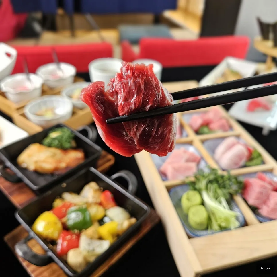 방이동 골드참치 참다랑어 날갯살 특수부위 참치회