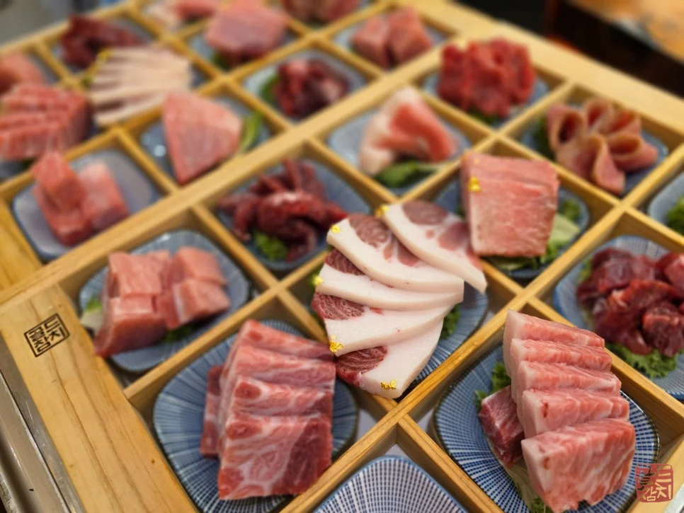 Bangyi-dong Gold Tuna, premium bluefin tuna sashimi platter for company dinner