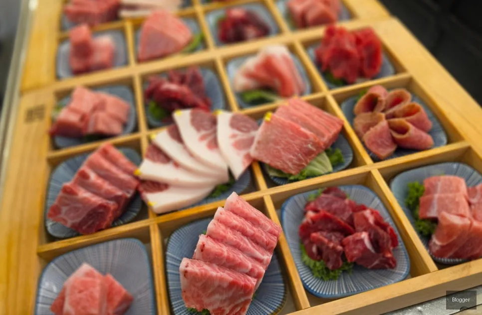Bangyi-dong Gold Tuna Omakase Special, premium main tuna sashimi platter