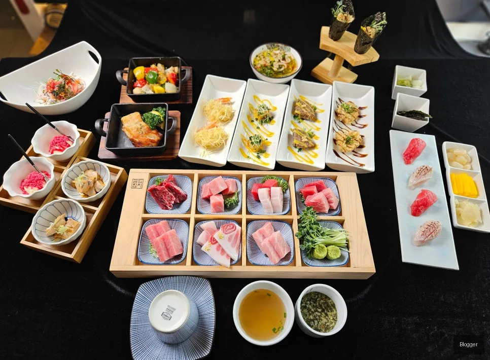 골드참치 2인 한상차림 전체요리 참치회 코스