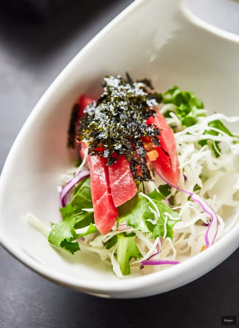 Bangyi-dong Gold Tuna tuna salad, 15-course appetizer