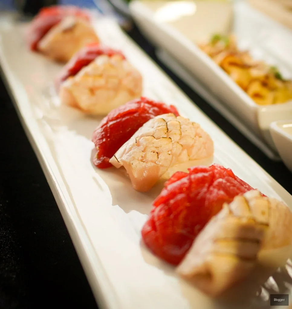 Bangyi-dong Gold Tuna, tuna sushi, diverse side dishes, course menu