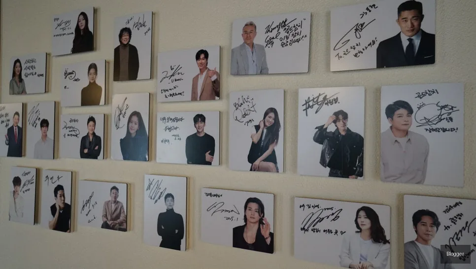 Sinsa-dong Gold Tuna restaurant interior, celebrity autograph wall, store atmosphere