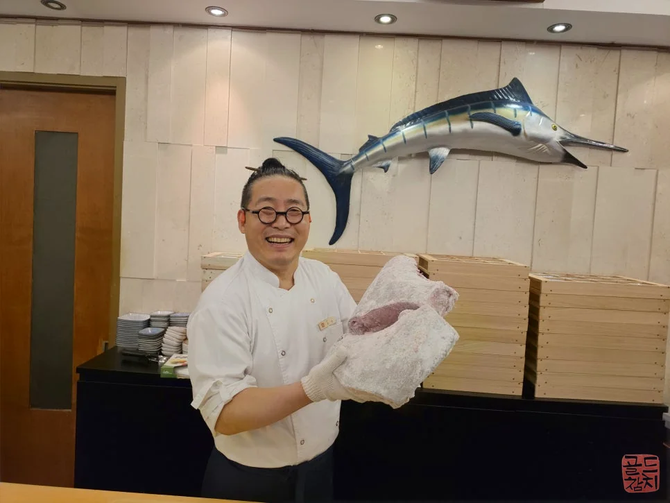 Goldtuna farmed Bluefin tuna Kama raw material tuna sashimi parts
