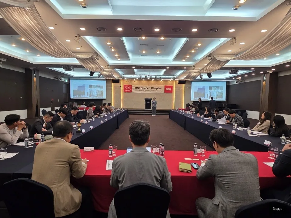 Gangnam BNI Chance Chapter business breakfast meeting scene