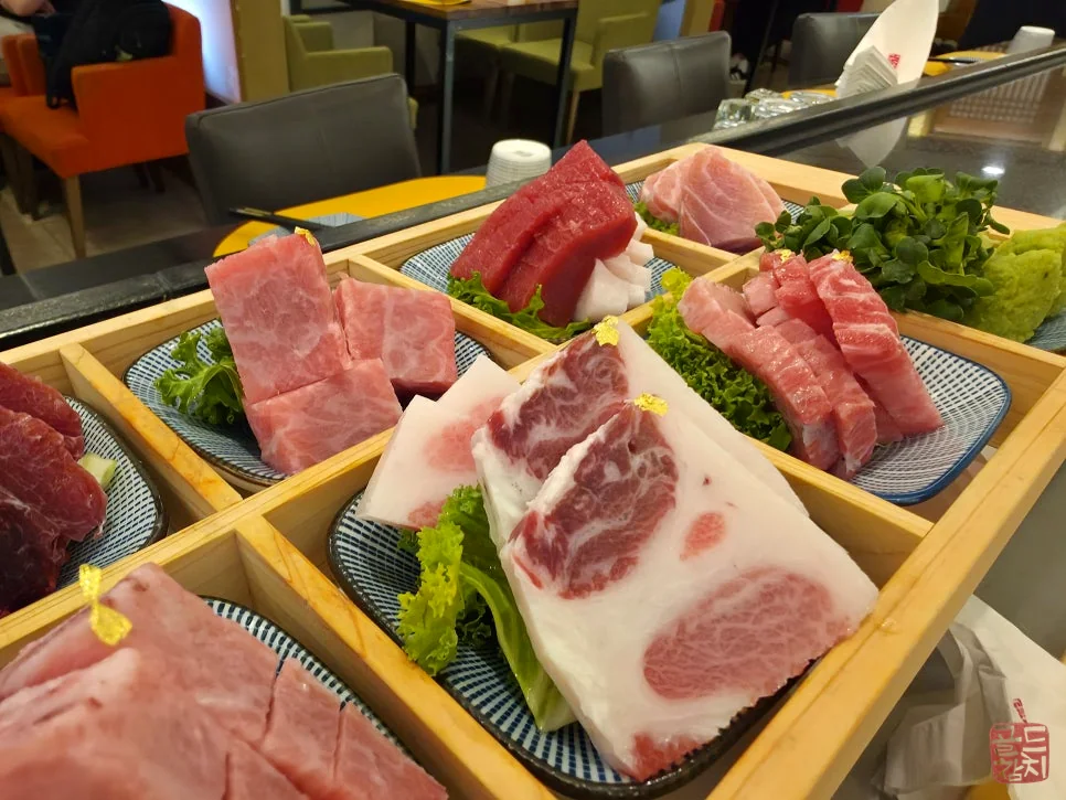 Goldtuna signature cypress wood tray tuna sashimi plating