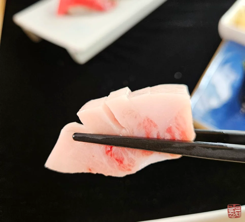 Goldtuna Bangi branch swordfish belly tuna sashimi menu