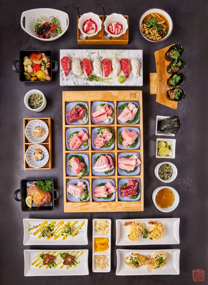 Goldtuna Bangi branch dinner course full table setting tuna sashimi sushi grilled dishes