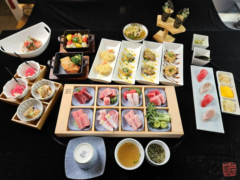 Goldtuna 2-person course meal tuna sashimi set