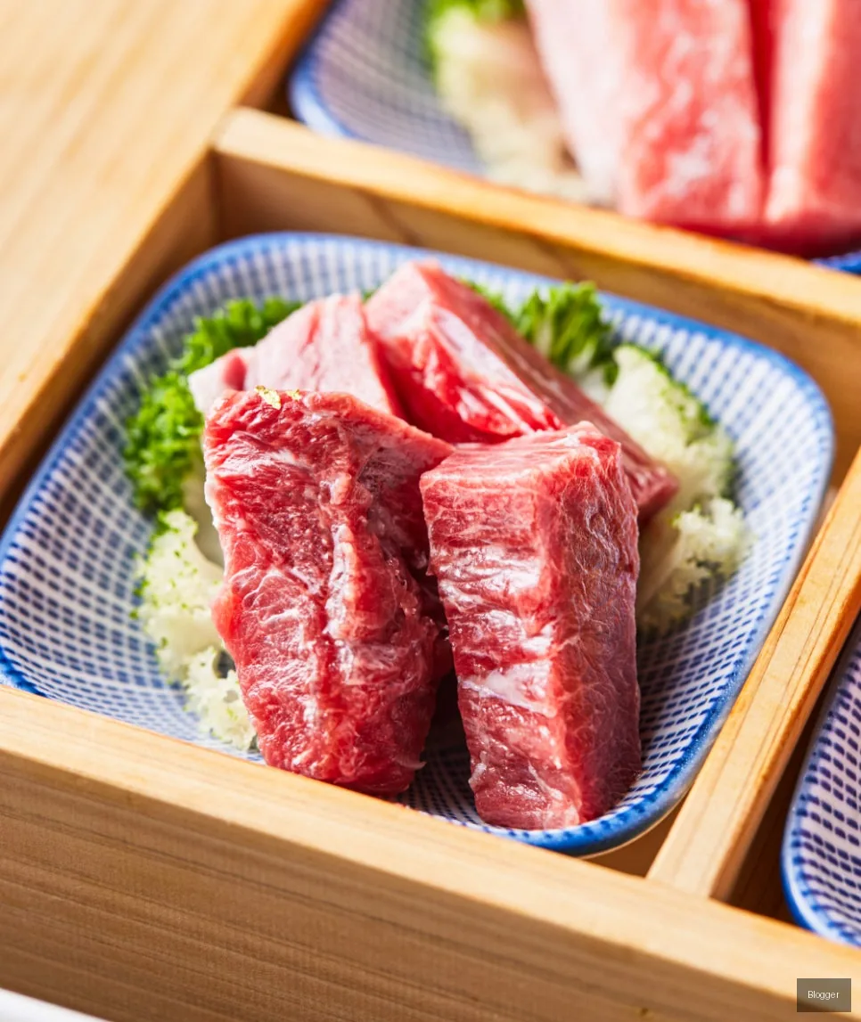 Sinsa-dong Gold Tuna special cut tuna wing meat sashimi