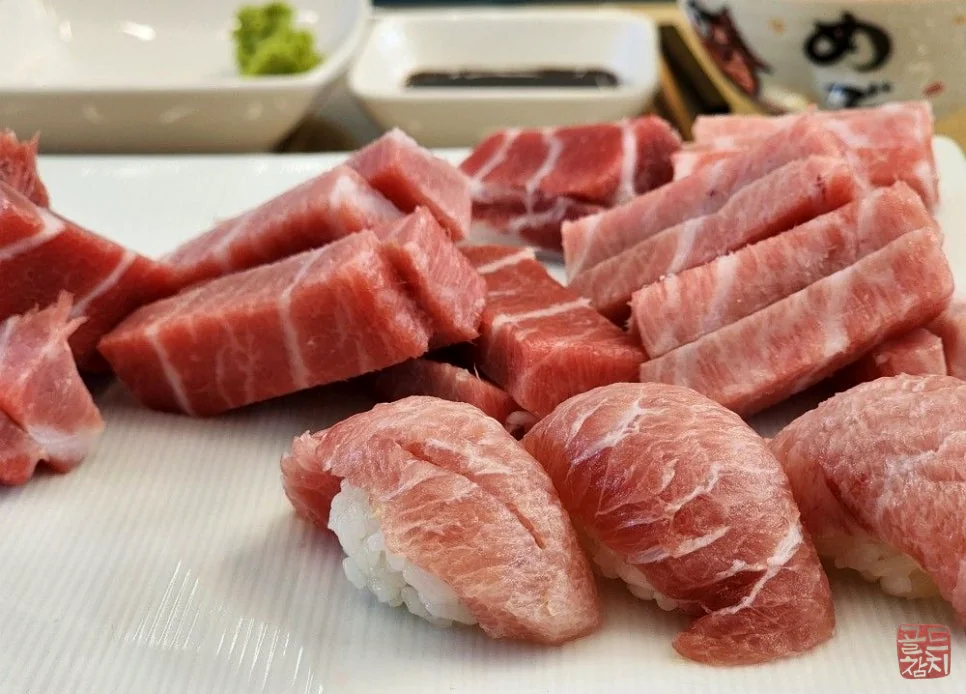 골드참치 참치회 초밥 홈파티 가족모임 신선한 참치