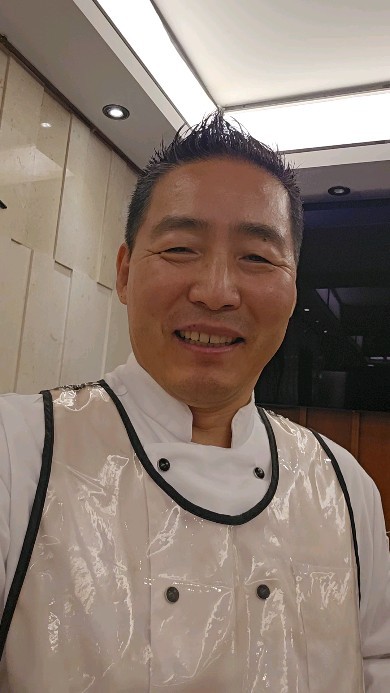 추석 잘 보내셨어요? 저는 큰집이라서 어머니를 중심해서 4형제 가족과 집안식구들이 꽤나 오시지요.
