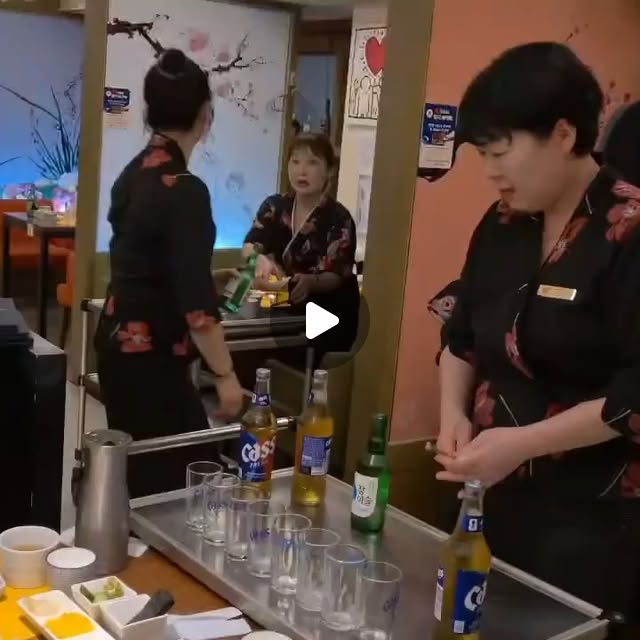 소맥 보러 왔다가, 참치에 반하는 곳. 골드참치는 즐거움이 있는 식당입니다.